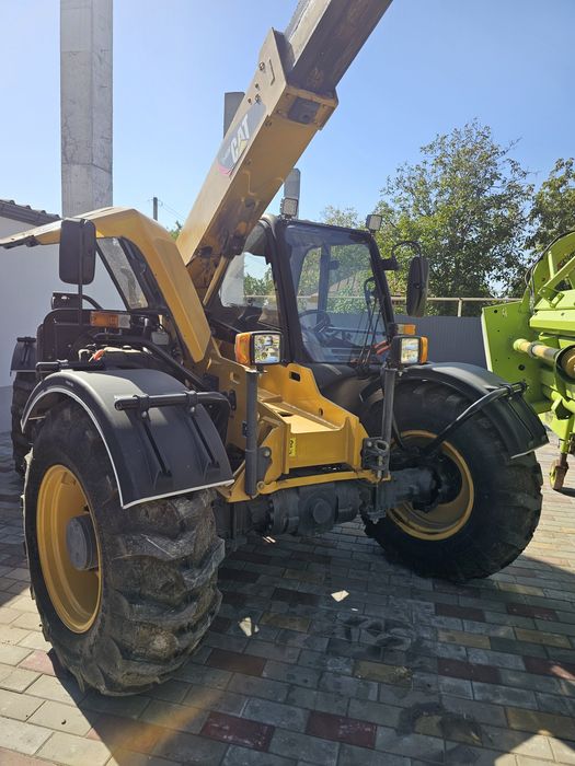 Навантажувач телескопічний