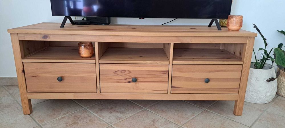 HEMNES Móvel TV madeira "crua"