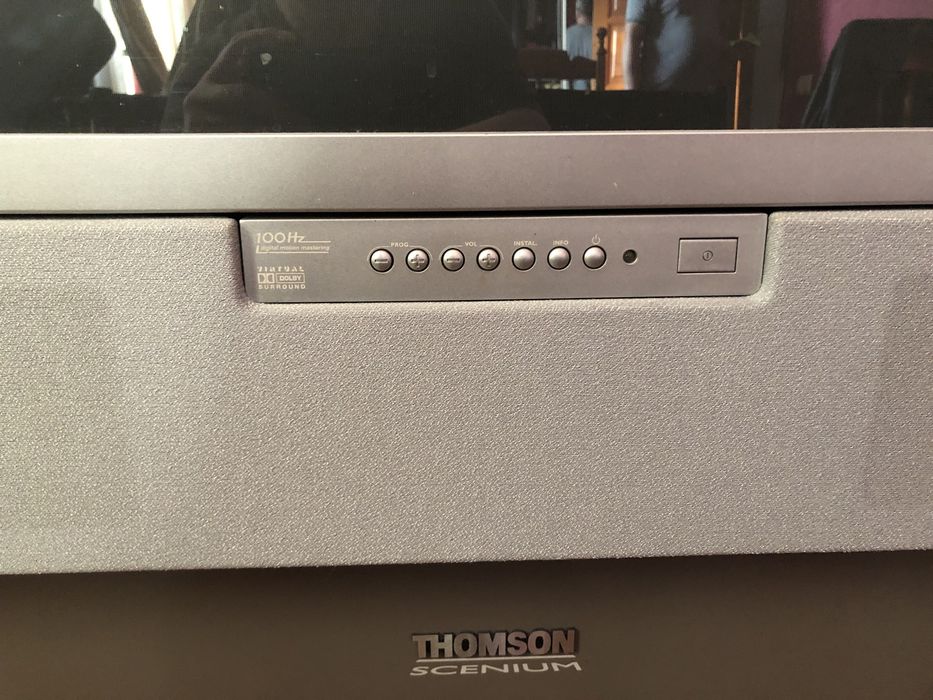 Телевізор Thomson діагональ 44 самовивіз торг