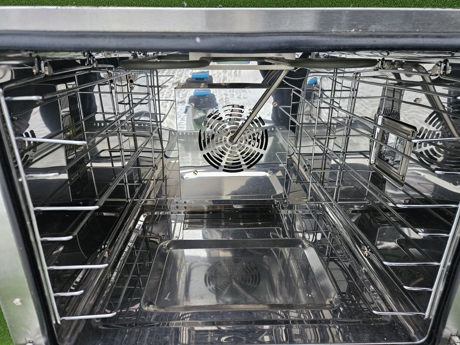 Piec konwekcyjno parowy