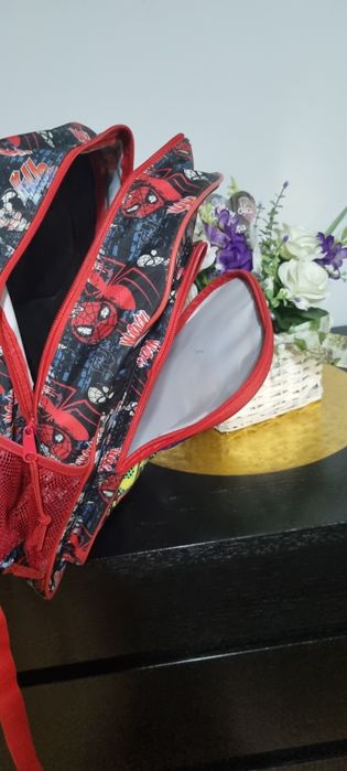 Mochila escolar Marvel