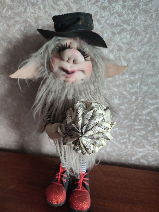 Продаю прикольный сувенир. И пупса