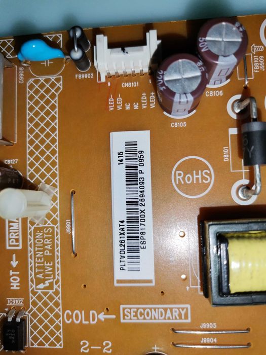 Fonte de alimentação 7 1 5 G 6 1 9 7 -P01 -0 0 3 -0 0 2H