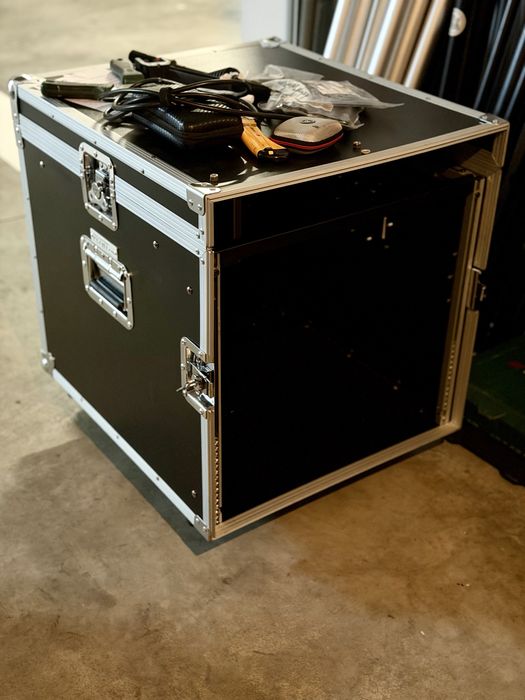 Rack FlightCase 10u em cima e em baixo