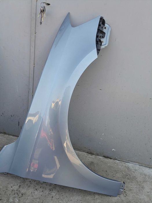 Крило Volkswagen Passat B7 Пассат Б7 Колір LC7Z Крила Європа