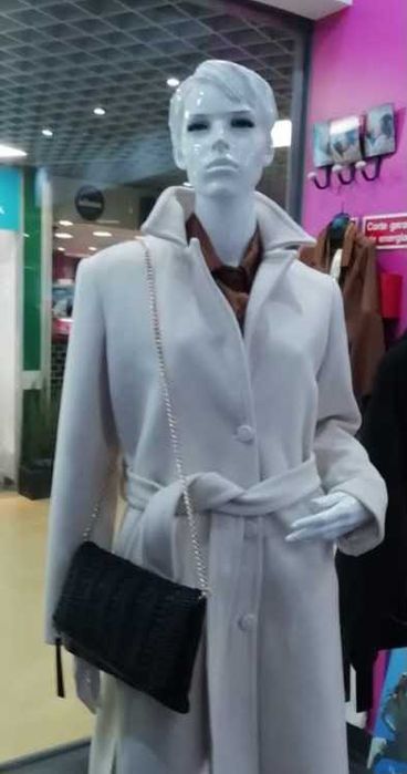 4 manequins ótimo estado e expositores