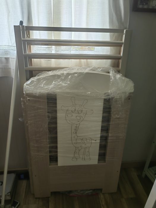 Vendo berço ikea