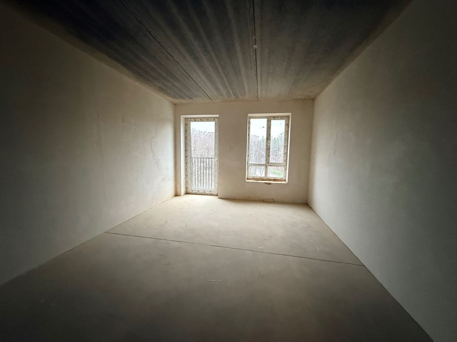 Продам квартиру ЖК Молодість