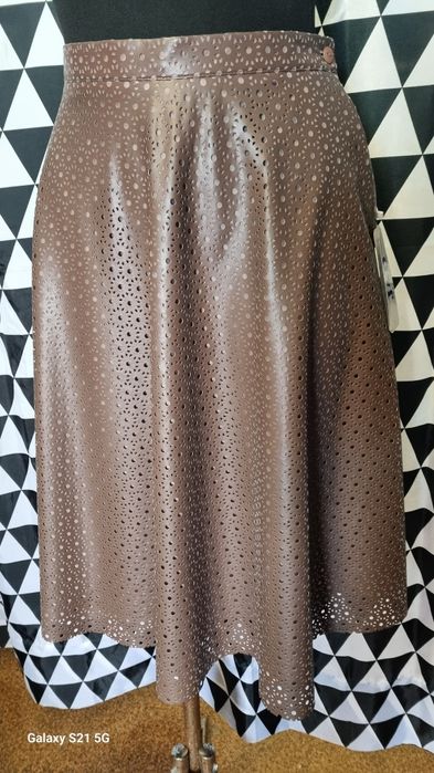 Rozkloszowana,midi nowa spódnica Dante Collection 42