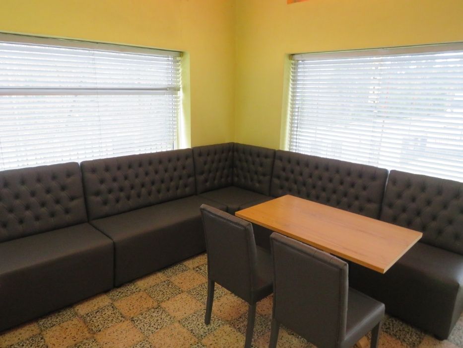 Sofás Bar Café Restaurante Lordelo • OLX Portugal