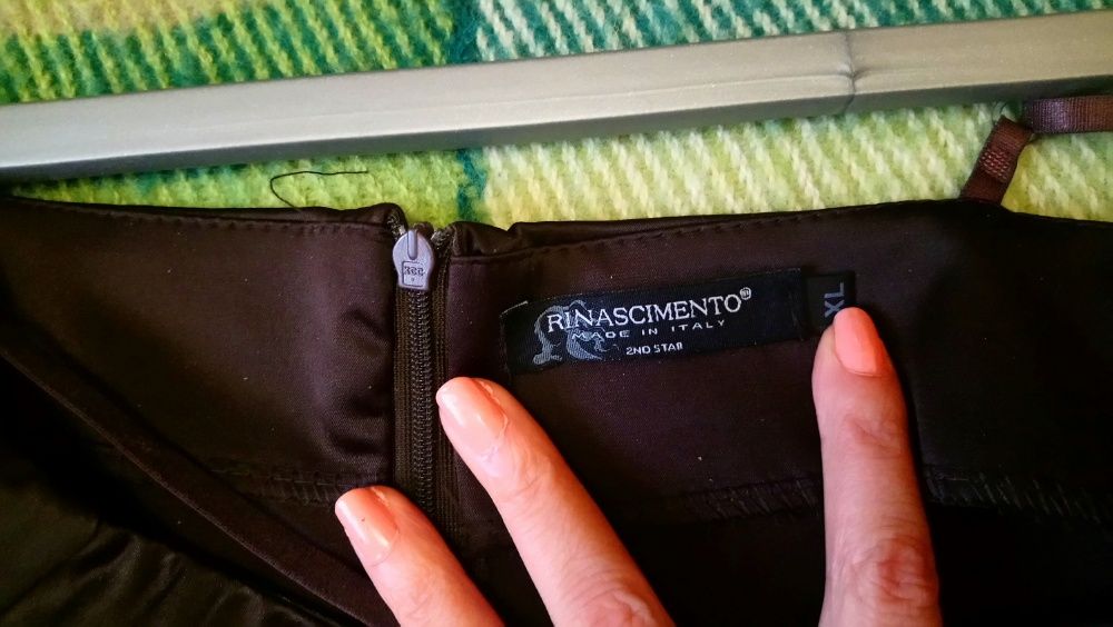 Сукня коктейльна святкова плаття Rinascimento XL Італія