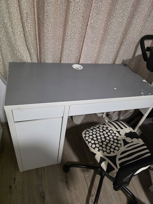 Secretária IKEA MICKE (105x50 cm) - Branco