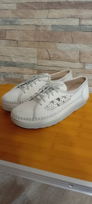 Ортопедичне взуття фірми  BAR