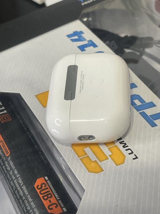 кейс airpods pro оригинал - купити аудіотехніку - Ціна на OLX.ua