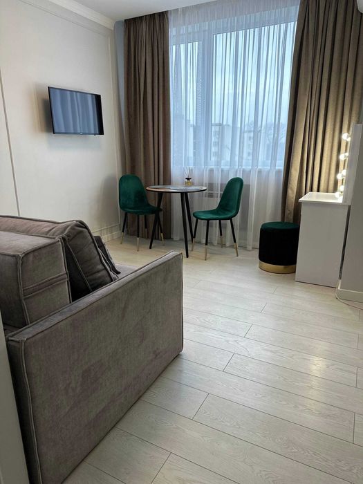 Apartment in Kyiv - More