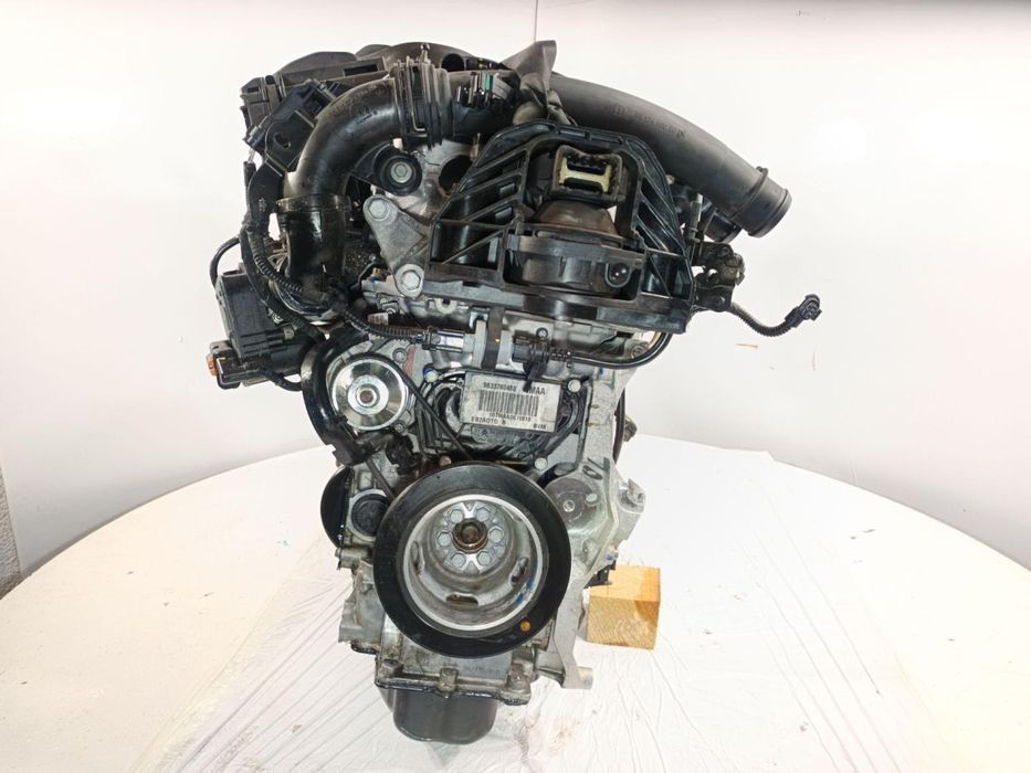 MOTOR PEUGEOT 208 1.2 HN05
