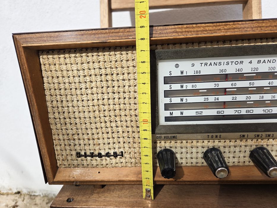 Rádio vintage Hitachi