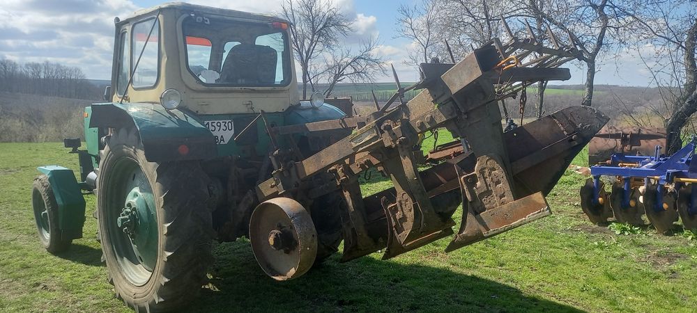 Продам трактор ЮМЗ