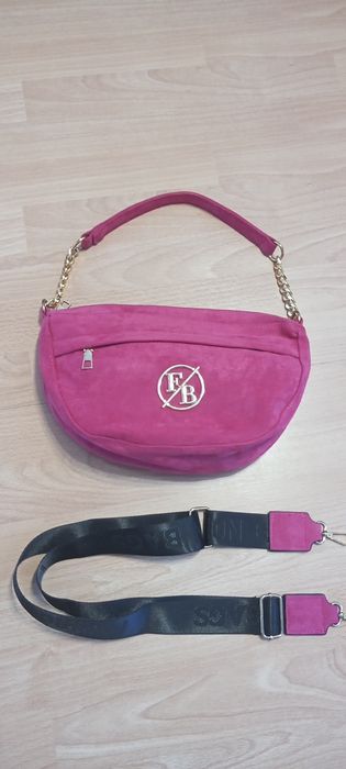 Duża nerka fuksja eko zamsz