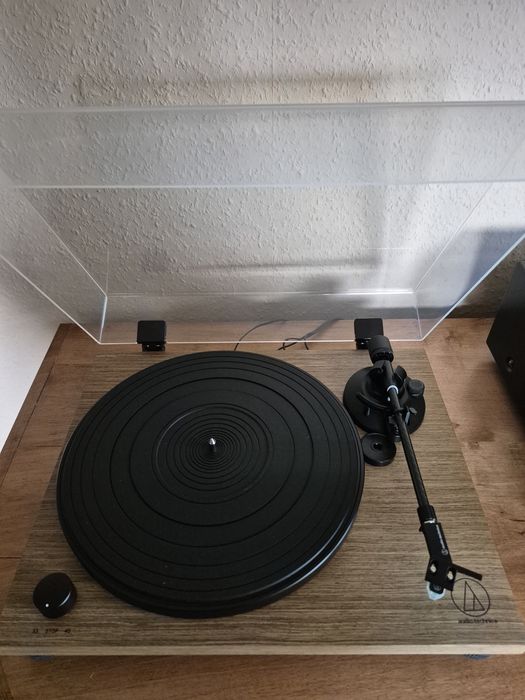 Gramofon Audio-Technica AT-LPW40WN