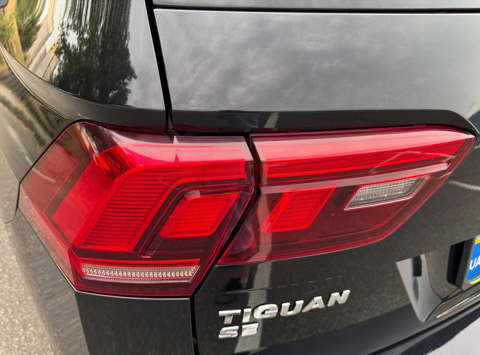 Volkswagen Tiguan 2018 2.0 чудовий стан