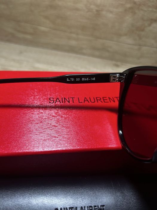 Очки солцезащитные YSL