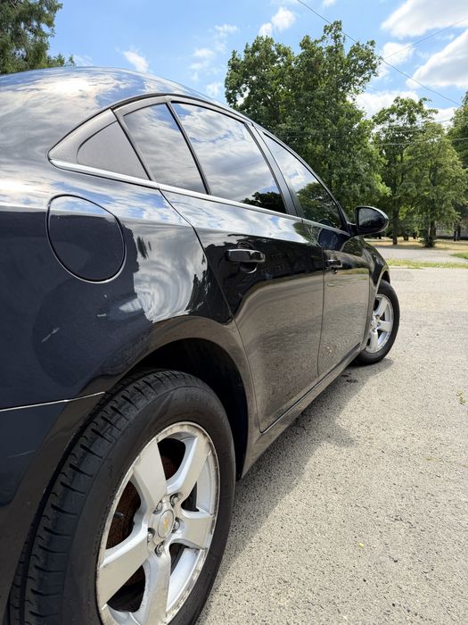 Chevrolet Cruze 2012 автомат