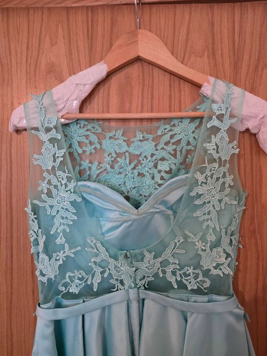Vestido de cerimónia tamanho M