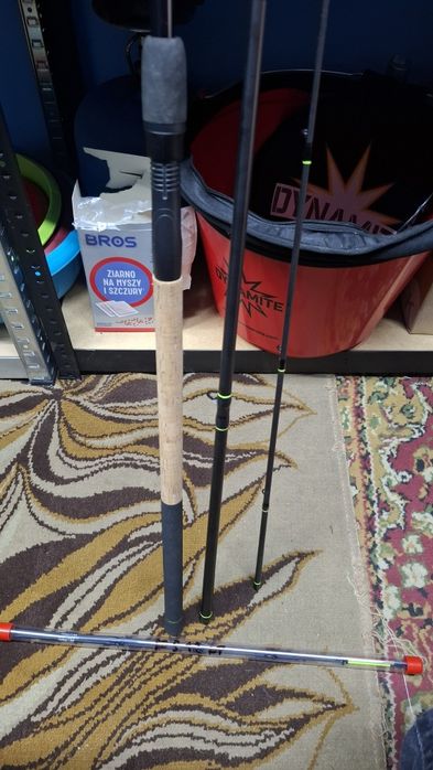 Flagman squadron flow feeder commercial carp 3,60/11ft/90g/4x szczytówka.