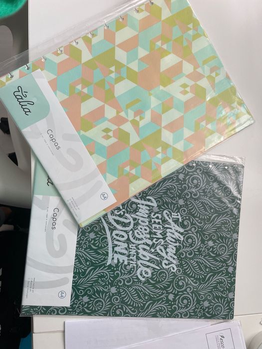 Caderno inteligente com extra de 2 capas e separadores