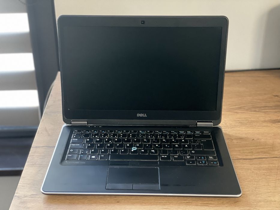 Laptop Dell Latitude 7440