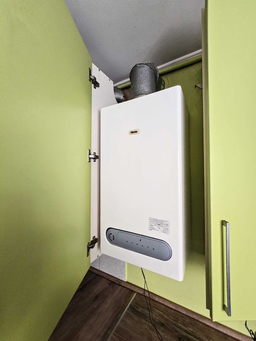 2-Х кімнатна квартира на вул.ГЕРОЇВ МАЙДАНУ( р-н Юність Буковини).