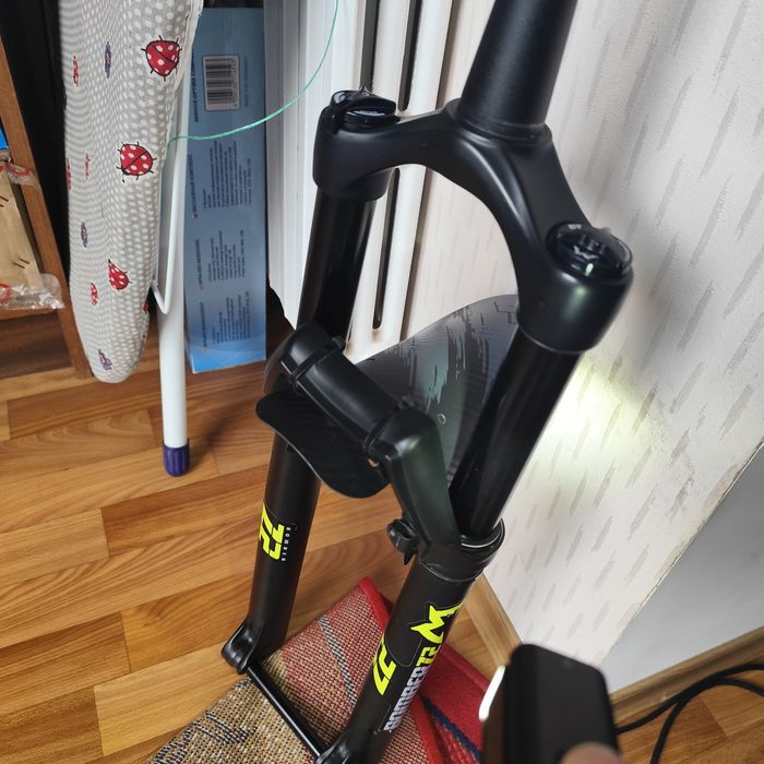 Marzocchi Bomber Z2 140mm 29 Boost 2023 (Шток 16.5см)