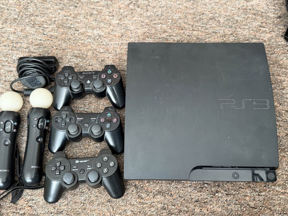 Sony PlayStation 3 Slim – duży zestaw + 3 kontrolery + gry