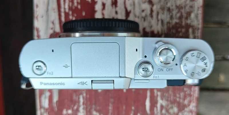Panasonic Lumix DC-GX800