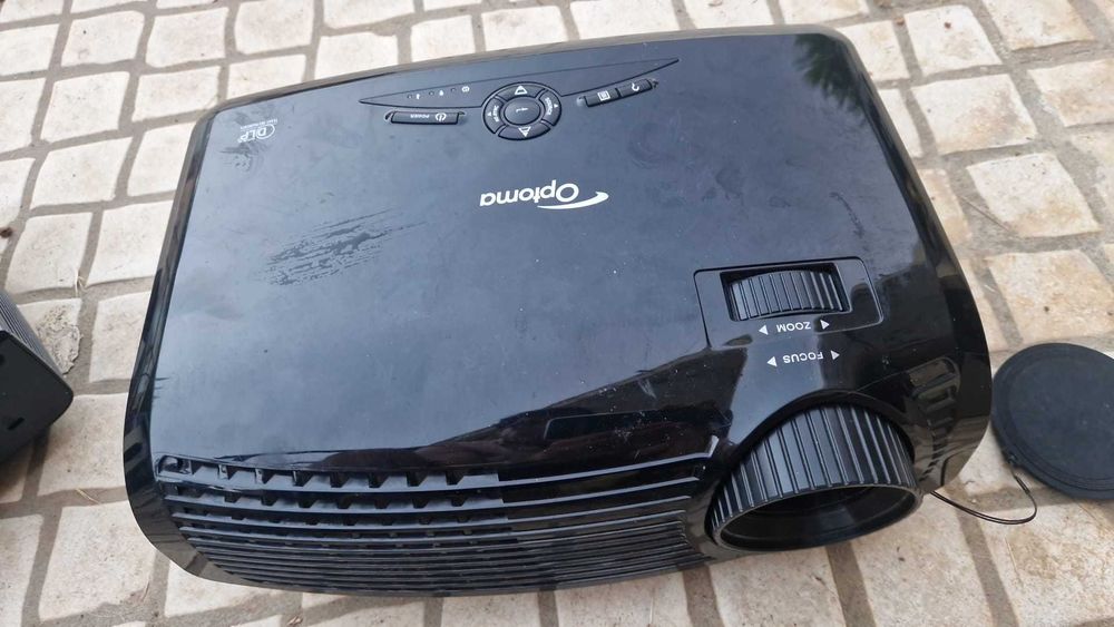projector Optoma EX615 de 3.500 lumens
