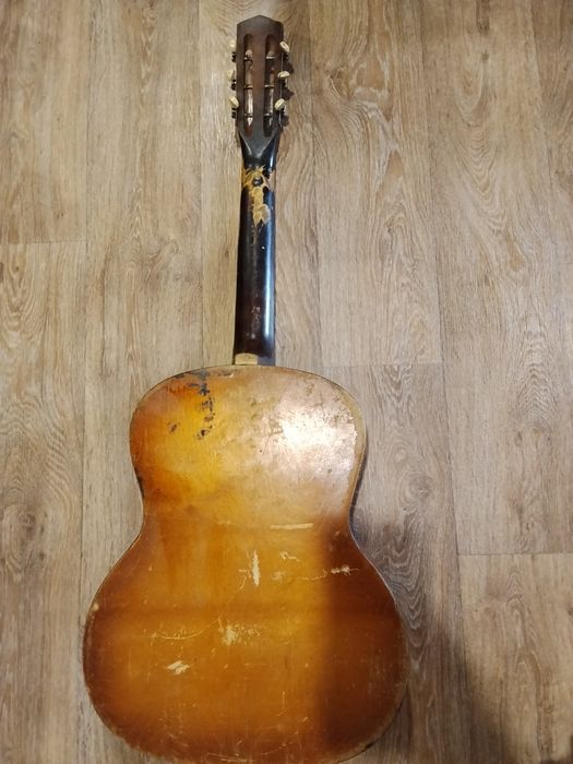 Гитара СССР.под ремонт.