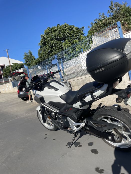 Honda NC750X | 35.000 km | Moto de família | 5.500 €