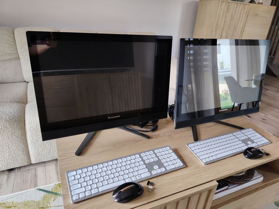 Komputer Lenovo AIO cena za sztukę ekran dotyk
