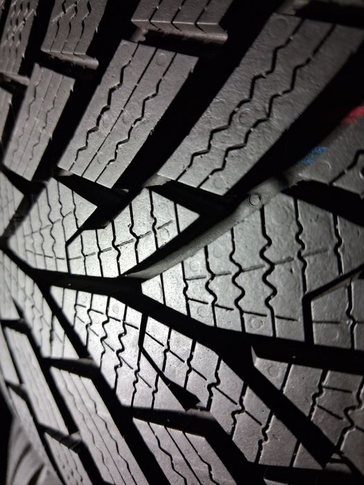 185/60 R15 Continental Winter Contact 870 Шини б/в зимові