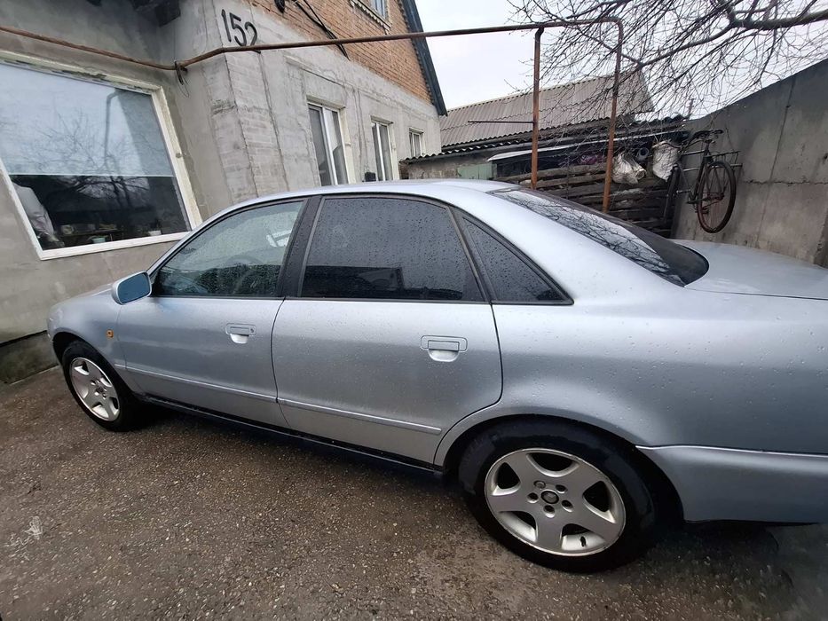 Продам легковоАуди 4