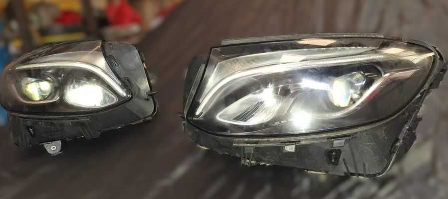 Faróis LED Mercedes