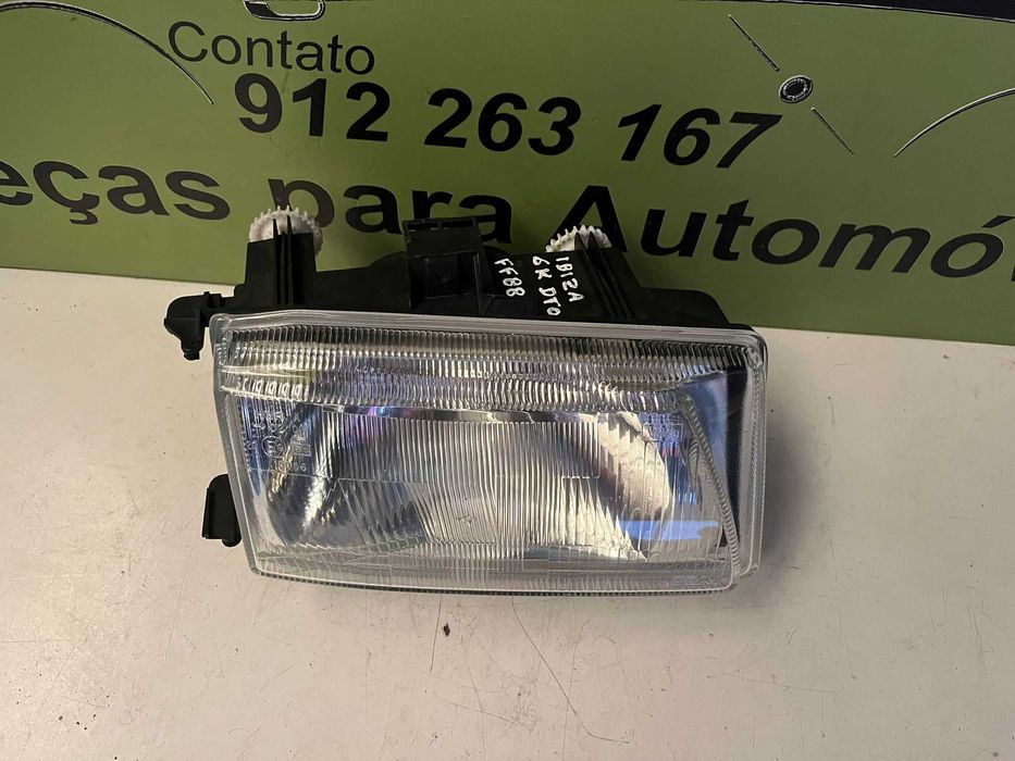 Seat Ibiza 6k - Farol Direito - FF880