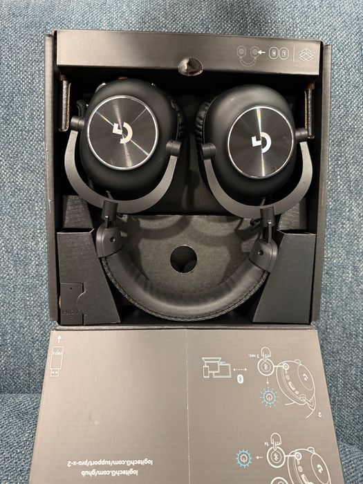 Logitech G Pro X 2 Lightspeed Wireless/Bluetooth + caixa e acessórios