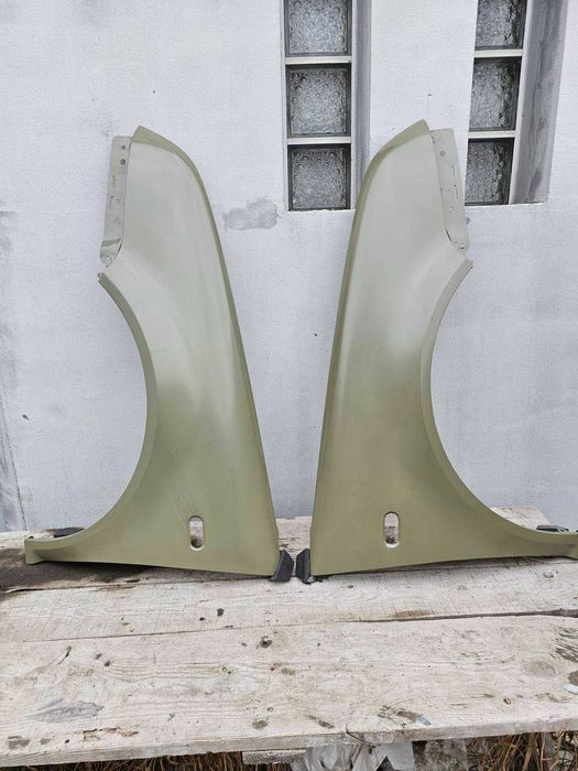 Крило переднє на Volkswagen Bora  Фольксваген Бора