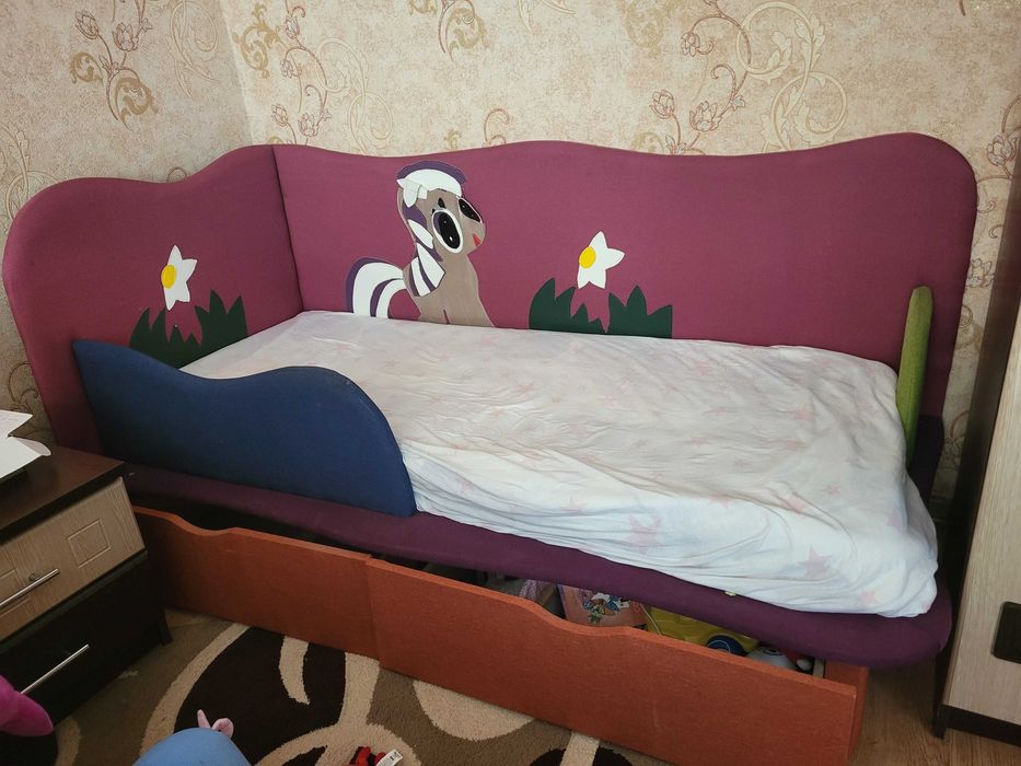 Ліжко дитяче  б.у