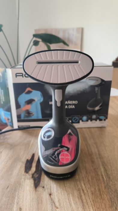 Rowenta  steam ferro vertical