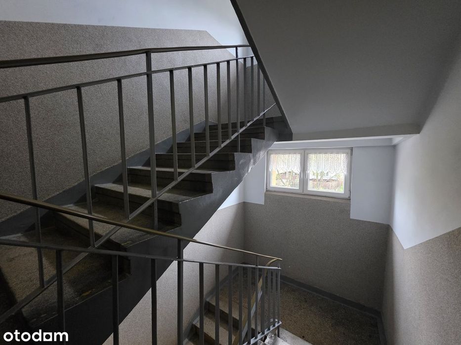 Dwupokojowe mieszkanie na I piętrze - Mysłowice