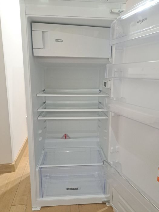 Lodówka do zabudowy Whirlpool ARG 7341