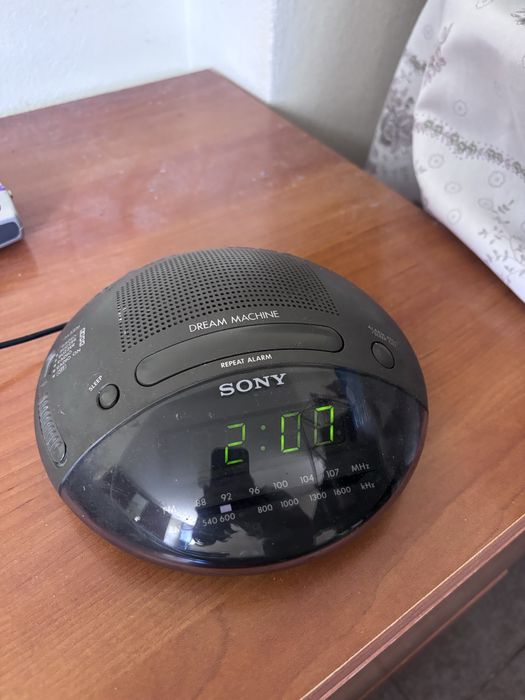 Rádio da sony antigo